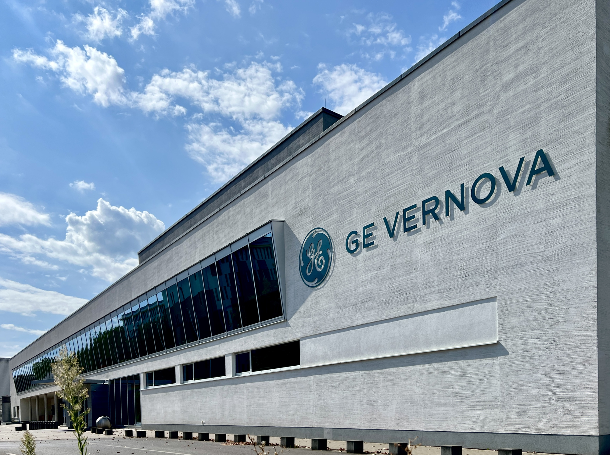 GE Vernova mit massiven Verlusten! Gemischte Gesch&auml;ftsleistungen der f&uuml;hrenden Windkraftanlagenhersteller im Jahr 2025